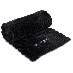 Serendipio Cozy Cloud Fleece Blanket