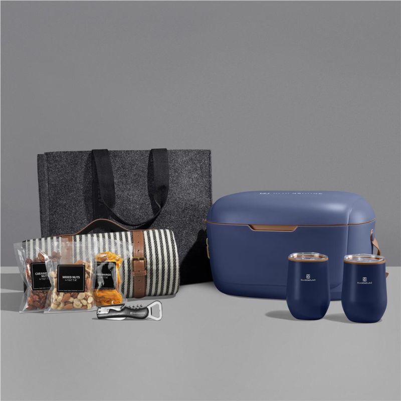 Yatta Chic Chill Hamper - Image 2