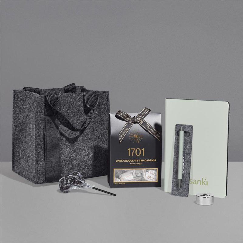 Yatta Pretty Possessions Hamper - Image 4